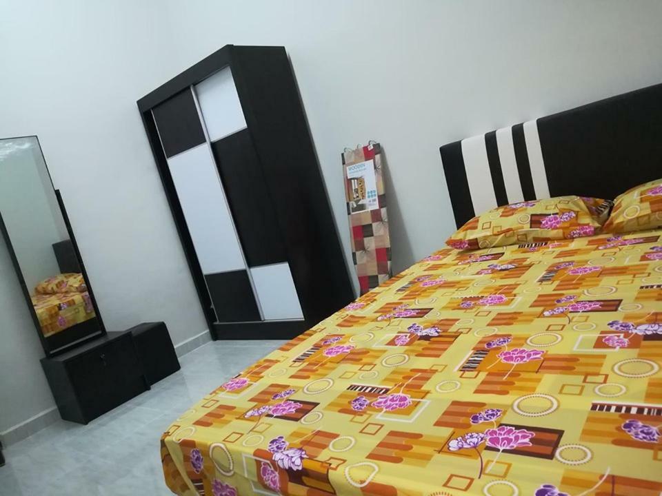 Homestay Damai Yusmila Kuala Terengganu Zewnętrze zdjęcie