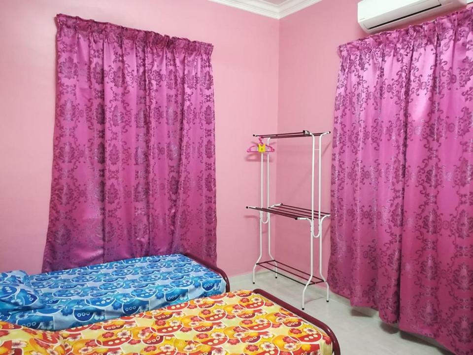 Homestay Damai Yusmila Kuala Terengganu Zewnętrze zdjęcie