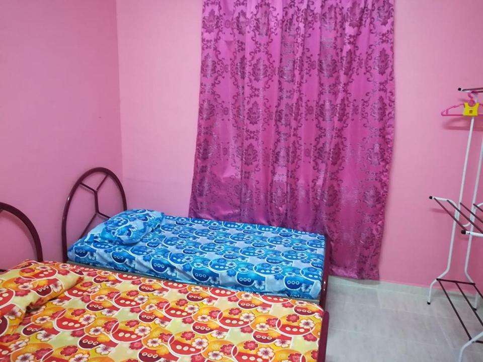 Homestay Damai Yusmila Kuala Terengganu Zewnętrze zdjęcie